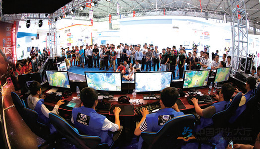 拉斯穆斯 拉斯穆斯