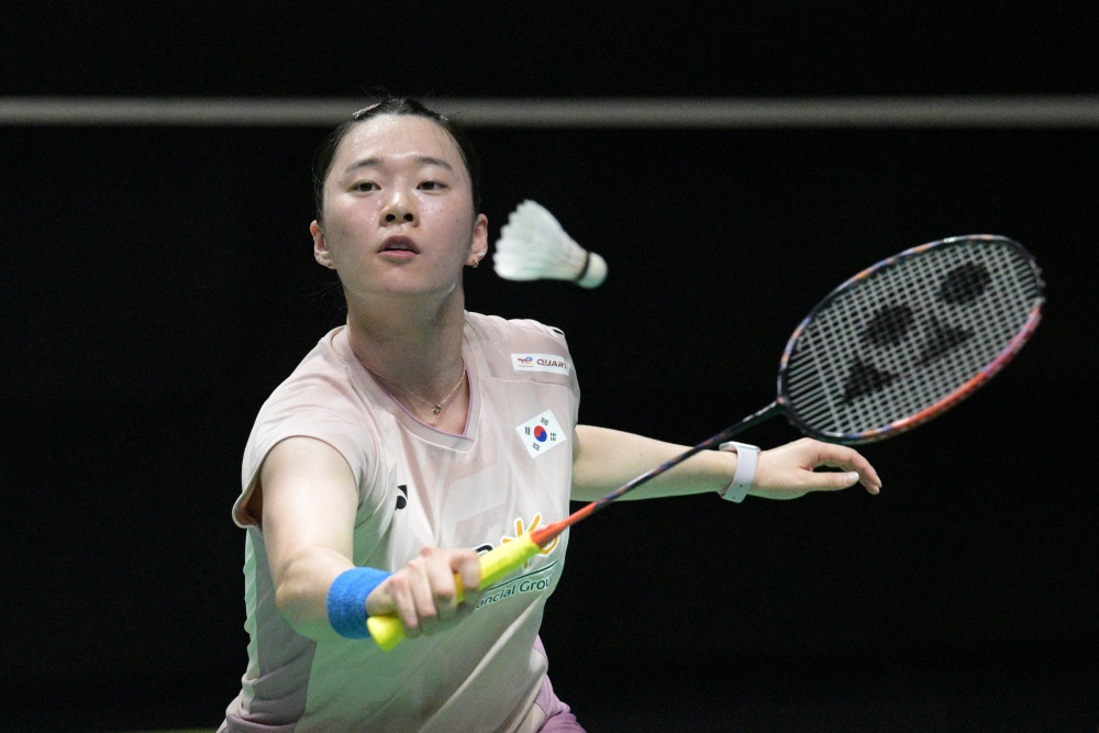 而他本人并 而他本人并